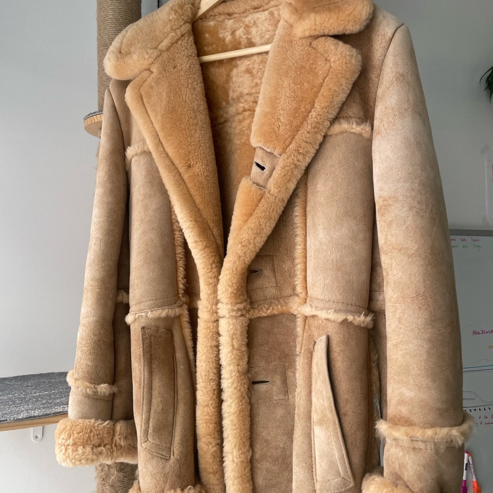 ****SOLD*** Pristine Vintage Shearling Coat